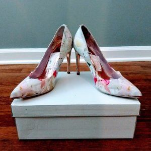 Ted Baker Pumps Size 38 / 7.5